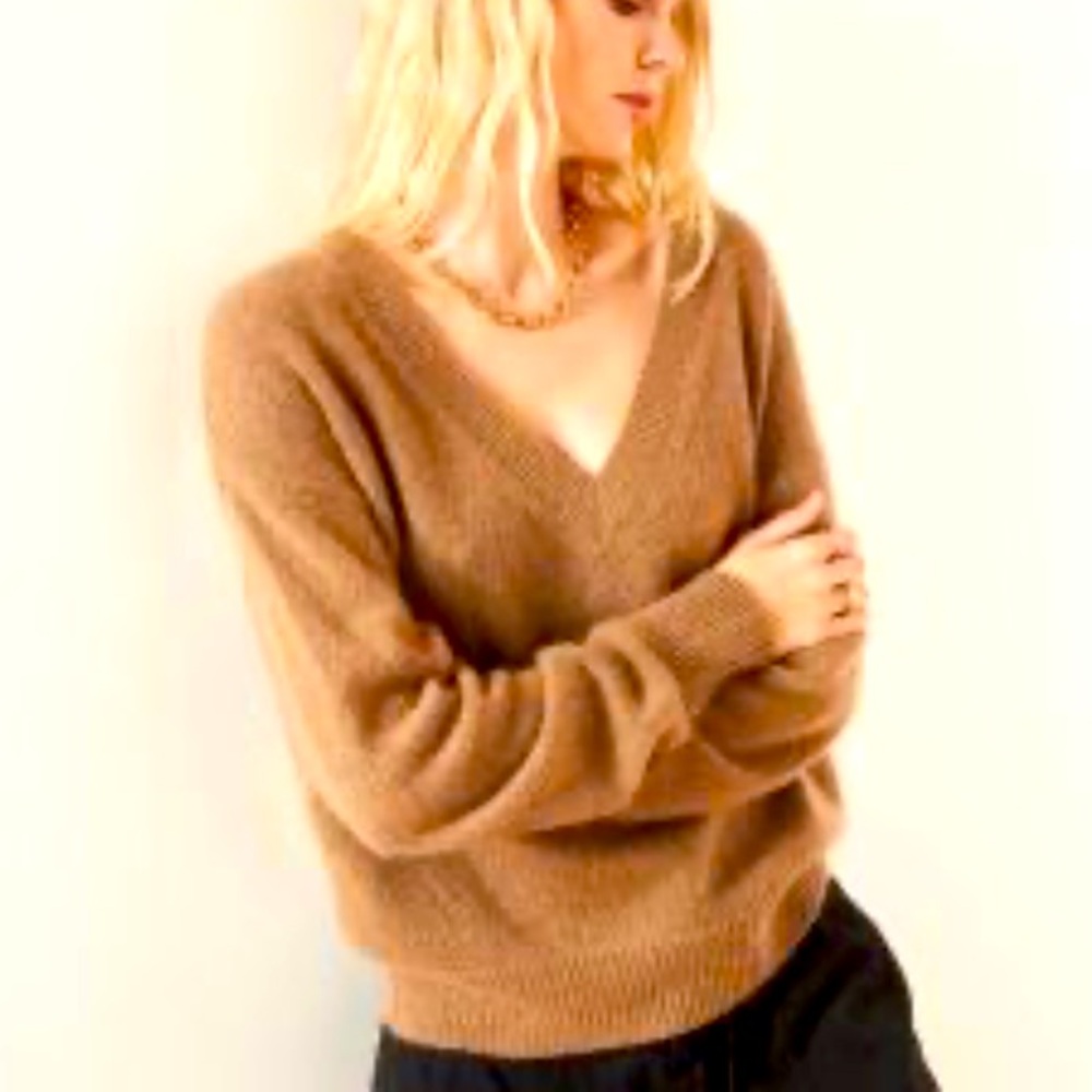 Aritza Wilfred Alpaca Blend VNeckline Cropped Long Sleeve Sweater Size S